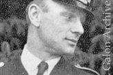 Ο κυβερνήτης του U-133, υποπλοίαρχος Hermann Hesse, γεννήθηκε στην Κολωνία της Ρηνανίας στις 10.3.1909. Μετά από μια σύντομη εκπαίδευση στην Luftwaffe, κατατάχθηκε στο γερμανικό Πολεμικό Ναυτικό όπου υπηρέτησε στα πλοία WESTERWALD και KARLSRUHE. Από τον Οκτώβρη του 1940 έως τον Φεβρουάριο του 1941 εκπαιδεύτηκε στα υποβρύχια. Στην συνέχεια έκανε την πρακτική του στον 24ο Στολίσκο Υποβρυχίων, μέχρι την ανάληψη καθηκόντων, σαν κυβερνήτης, του υποβρυχίου U-133. Υπηρέτησε στο υποβρύχιο αυτό από τις 5.7.1941 έως και την 1.3.1942. Στην συνέχεια υπηρέτησε στο Ναυαρχείο των Υποβρυχίων, μέχρι που ανέλαβε και πάλι θαλάσσια υπηρεσία σαν κυβερνήτης του υποβρυχίου U-194 την 1.8.1943. Το υποβρύχιο του βυθίστηκε αύτανδρο, στις 24.6.1943, στον βόρειο Ατλαντικό, νότια της Ισλανδίας, από βόμβες βυθού ενός αεροσκάφους τύπου Liberator, της βρετανικής Μοίρας 120/H.